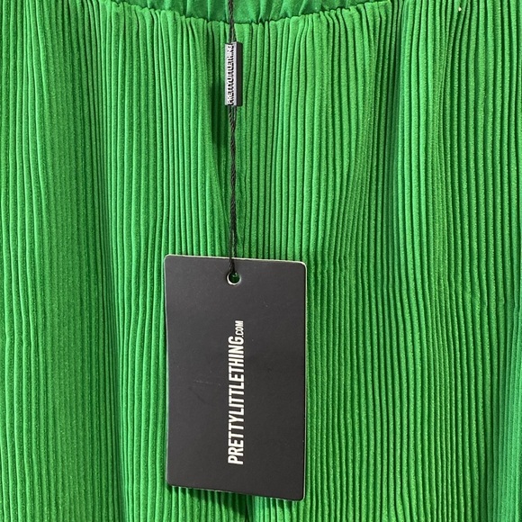 🚨PrettyLittleThing Wide Leg Bright Green Plisse High Waisted Trousers Pants - Picture 7 of 10